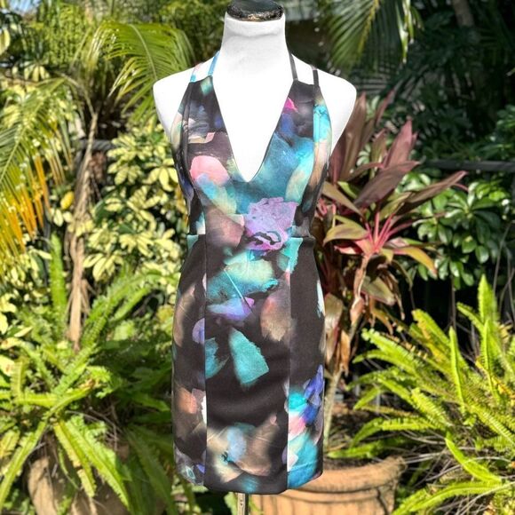 Bebe Plunge Mini Cocktail Dress - Picture 4 of 10